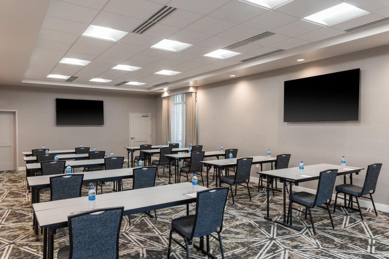 Residence Inn By Marriott Lancaster Palmdale Bagian luar foto